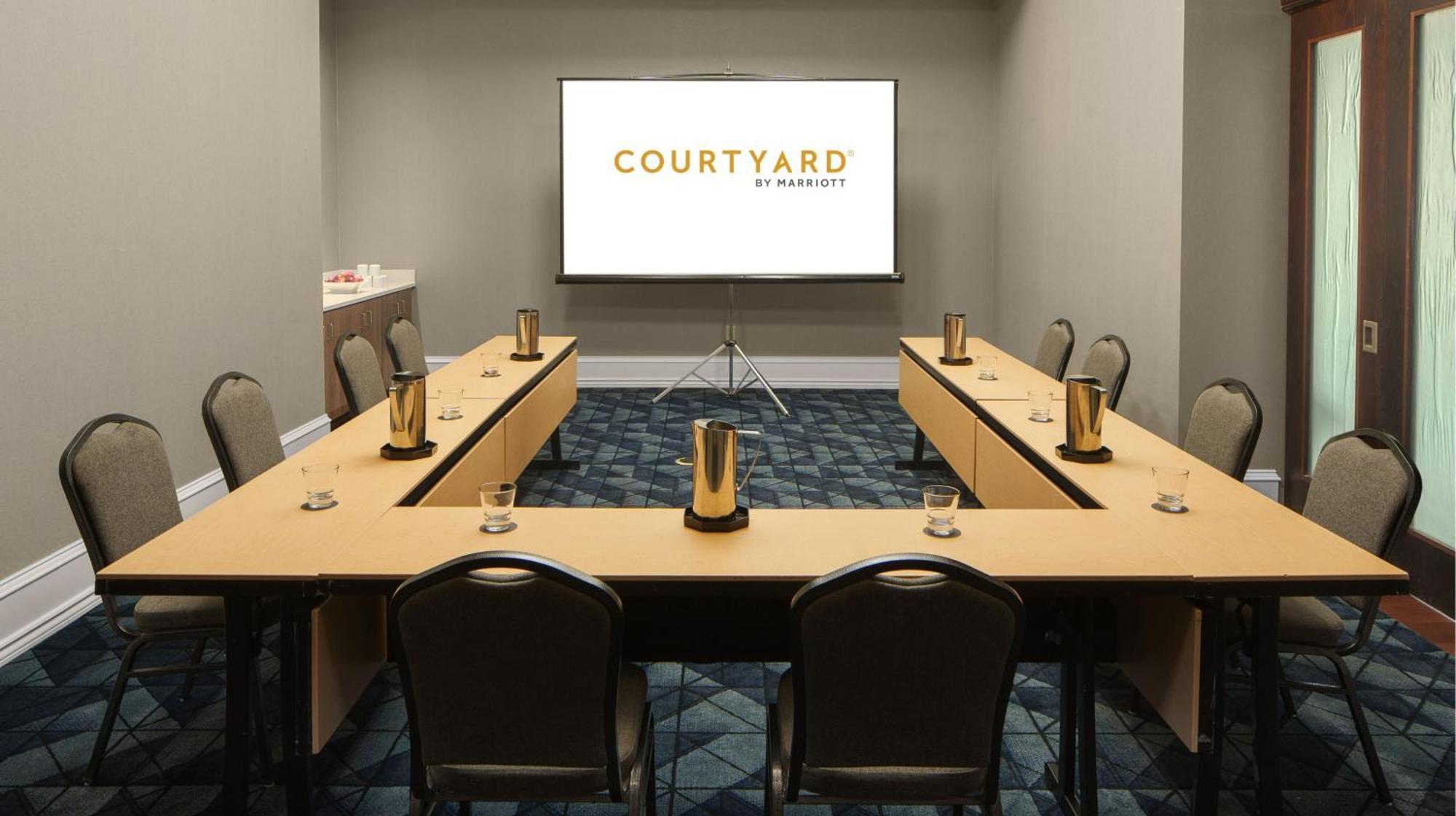 Courtyard By Marriott Chicago At Medical District-Uic Otel Dış mekan fotoğraf